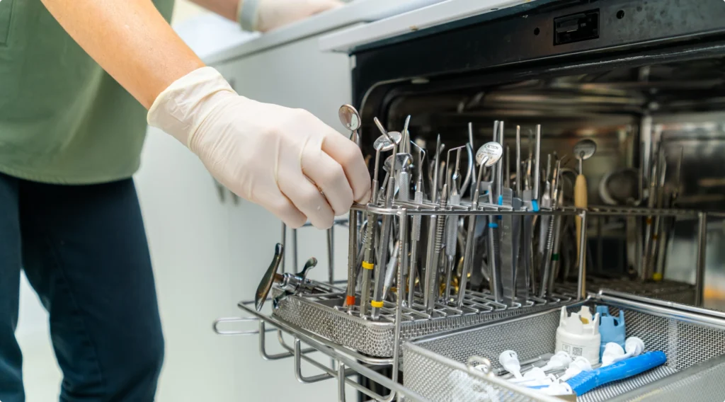 dentiste taverny contention post traitement dentiste taverny contention post traitement Stérilisation et traçabilité Horizon Sourire | Chirurgiens-dentistes Beauchamp